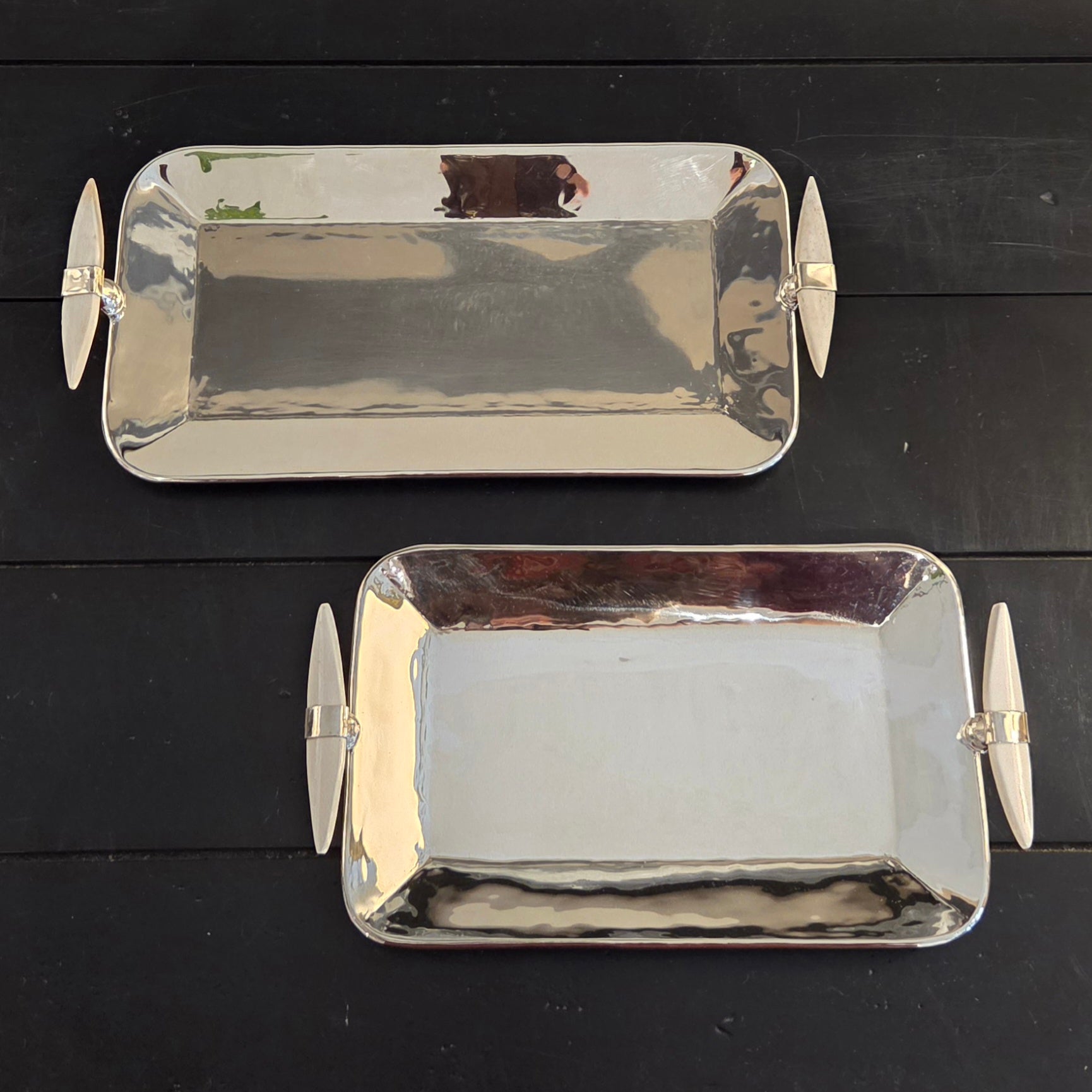 Cerro Rectangular Tray <br> Alpaca Metal & Bone
