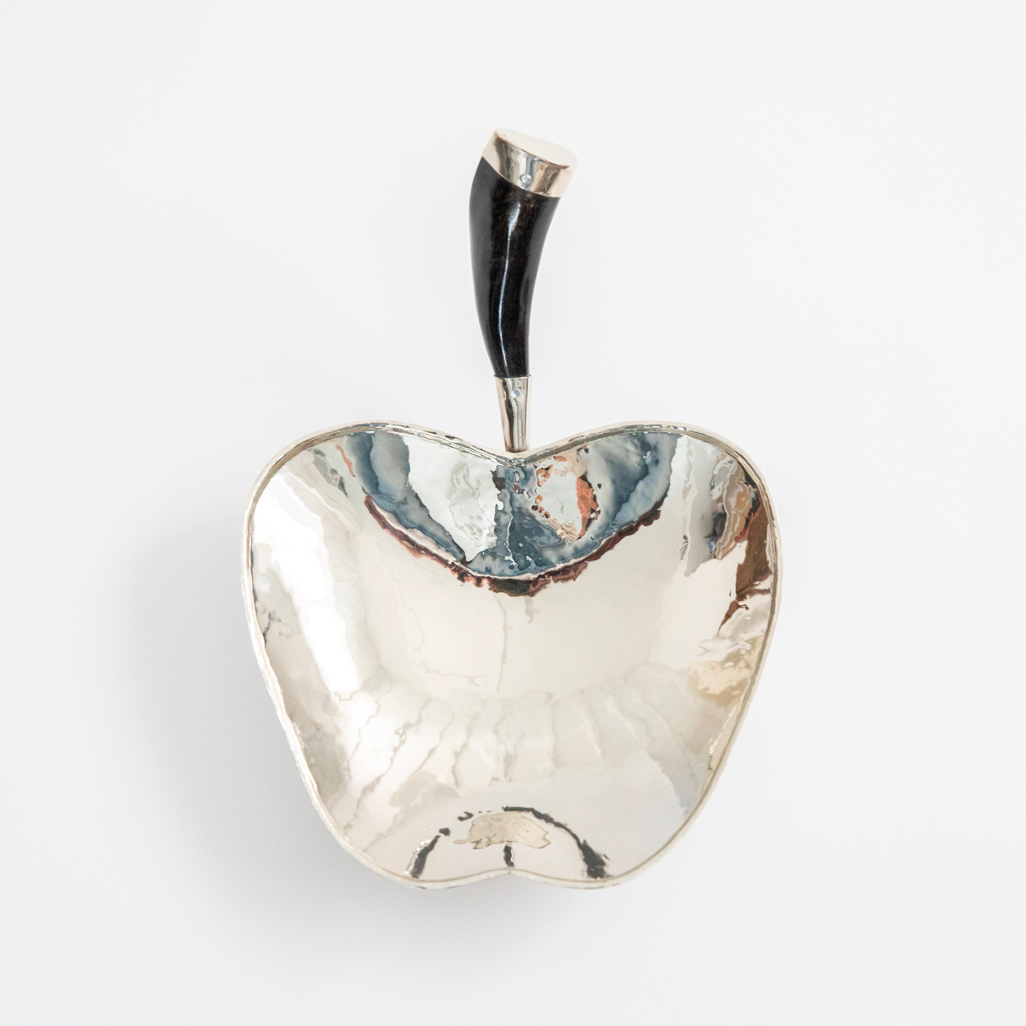 Bolson Apple Tray <br> Alpaca Metal & Black Goat Horn