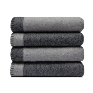 Chio <br> London Throw