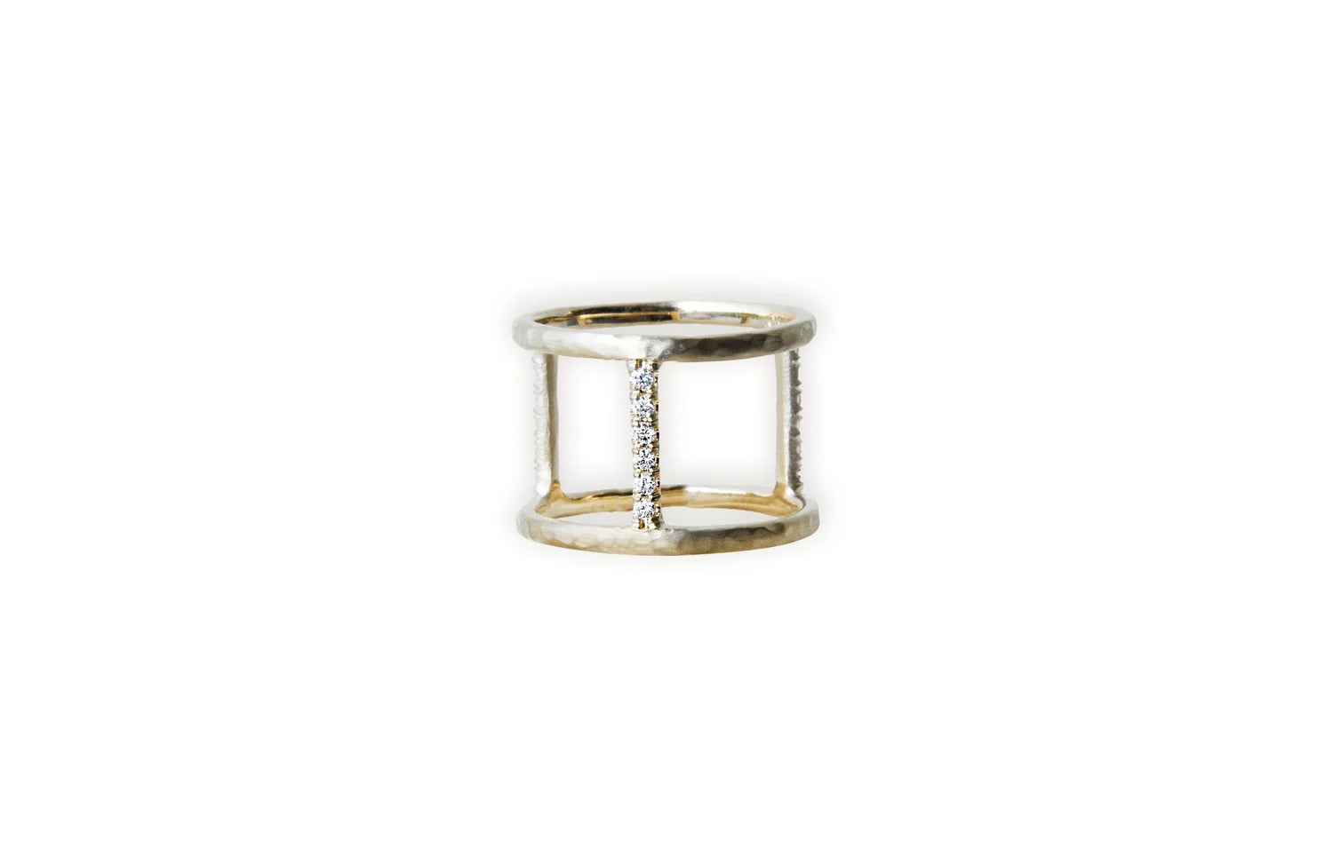 Tri-Pod Ring