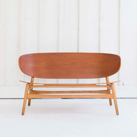 Shell Settee Bench by Hans Wegner