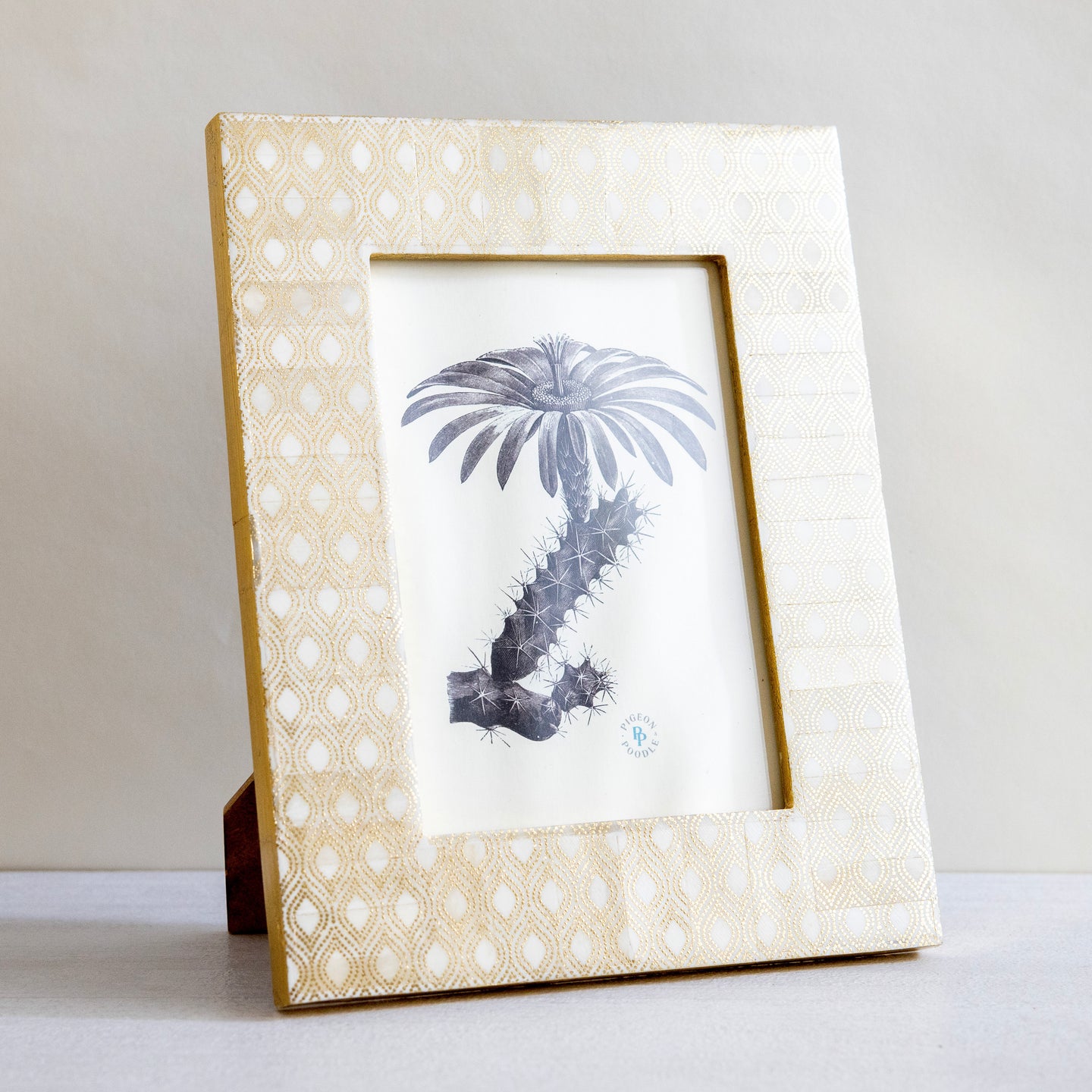 Zeya Frame, Natural Bone/Distressed Gold