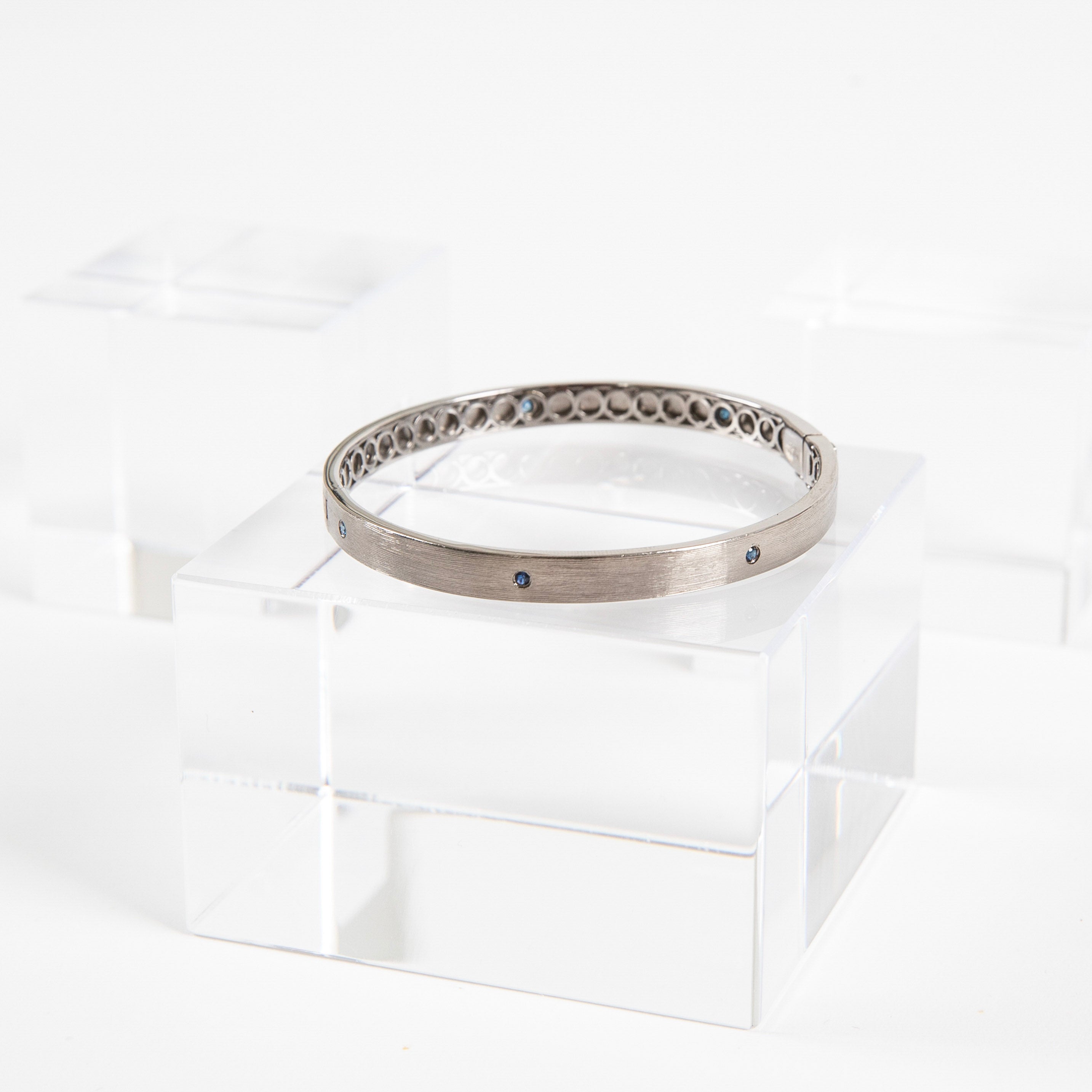 Meredith Marks<br> Sterling Silver Nick Bangle with Blue Sapphires