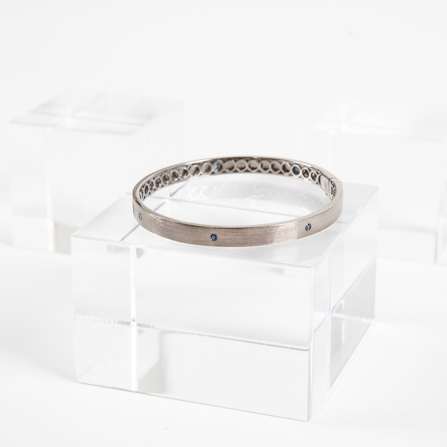 Meredith Marks<br> Sterling Silver Nick Bangle with Blue Sapphires