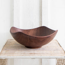 Andrew Pearce <br> Walnut Echo Bowls