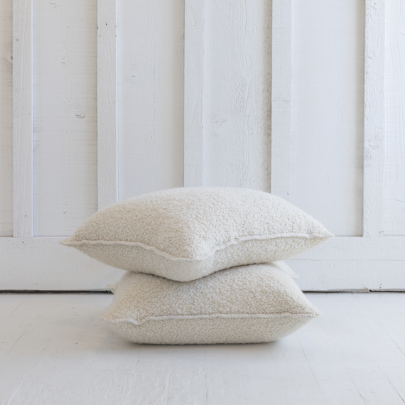 Kurlisuri Pillow<br>Cream