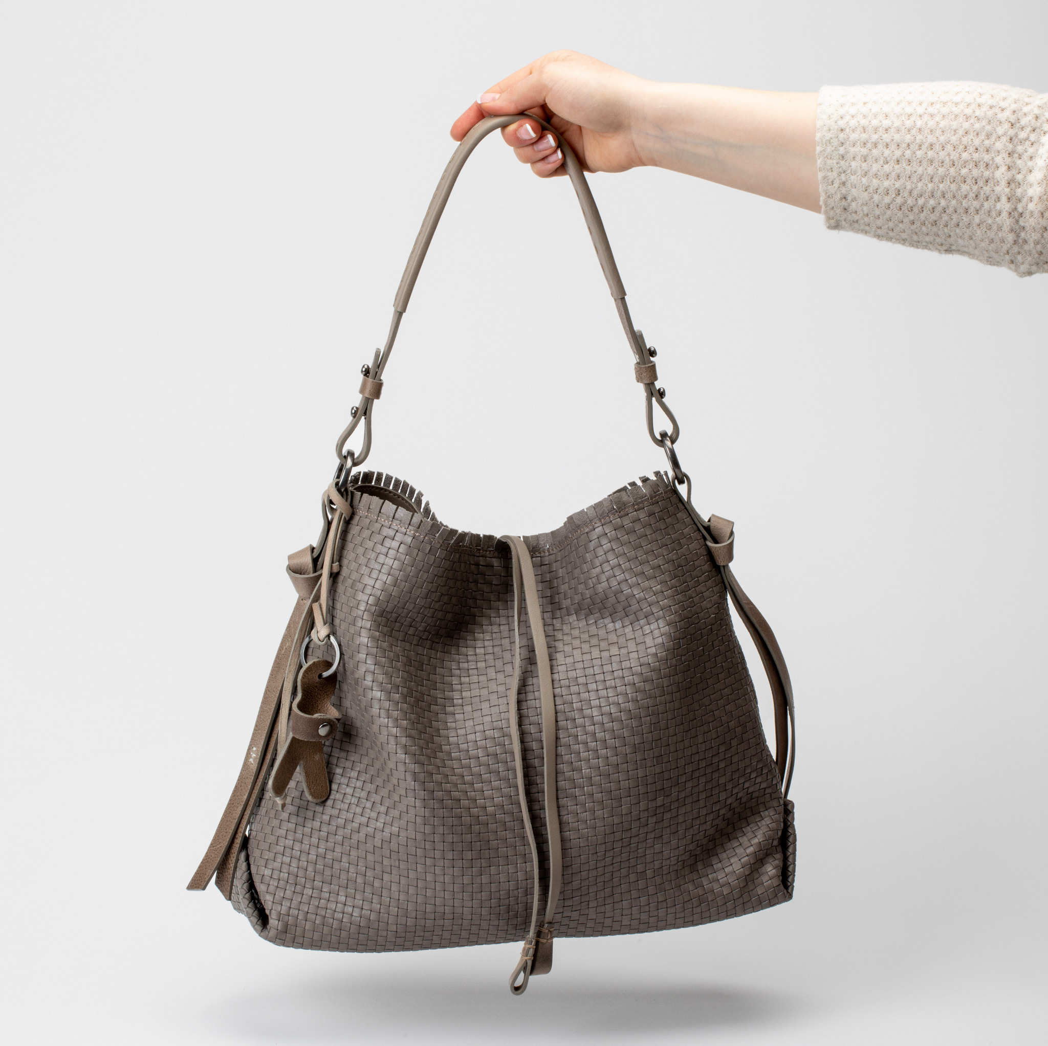 Woven Minerva Bag – Twenty Two Home